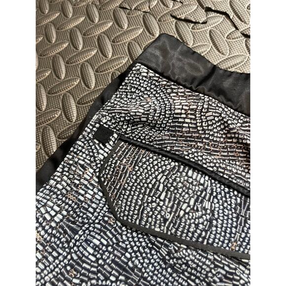 Lululemon Rise & Shine‎ Trouser Women’s Size 8 Bead Envy Silver Spoon Black Pant - Picture 4 of 7